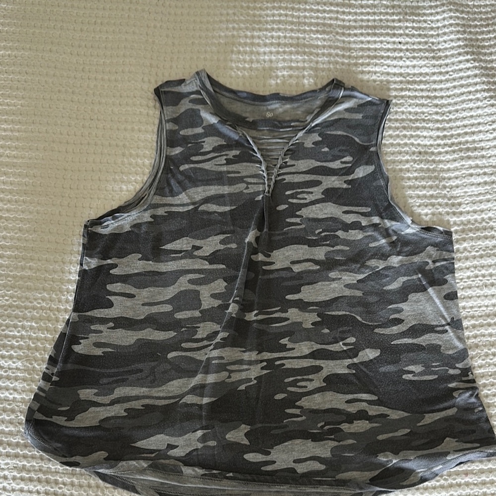 SO Gray Camo Sleeveless Tank Top